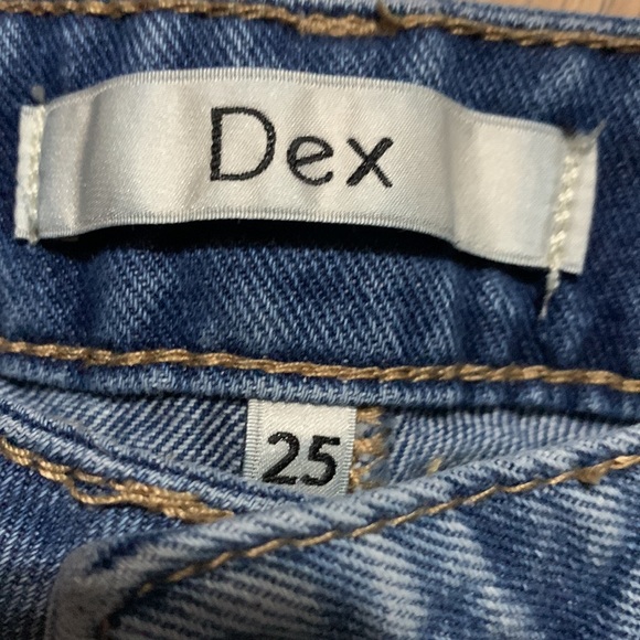 Dex shorts distressed denim embroidered flowers size 25 - Picture 3 of 13